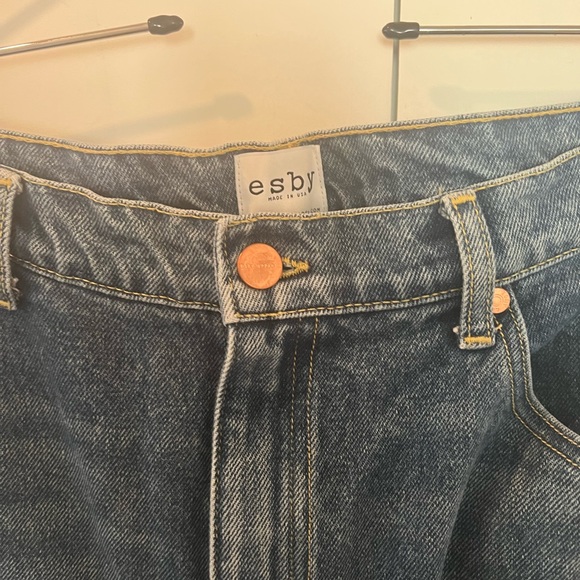 Esby Haley Jean - Picture 2 of 3